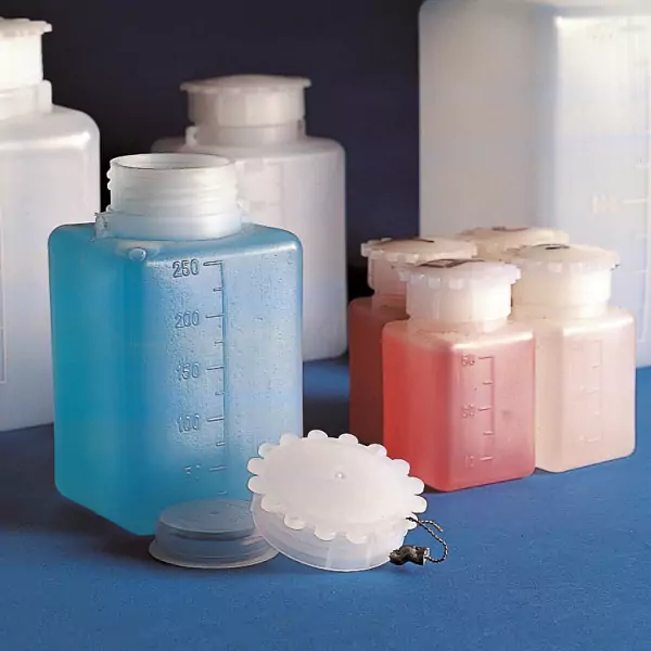 Graduated Square Bottles Wide Neck Series 600